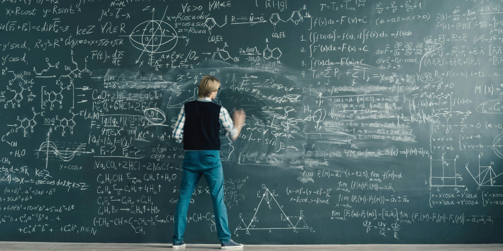 Critique Littéraire : Apprendre à Analyser et Interpréter les Textes